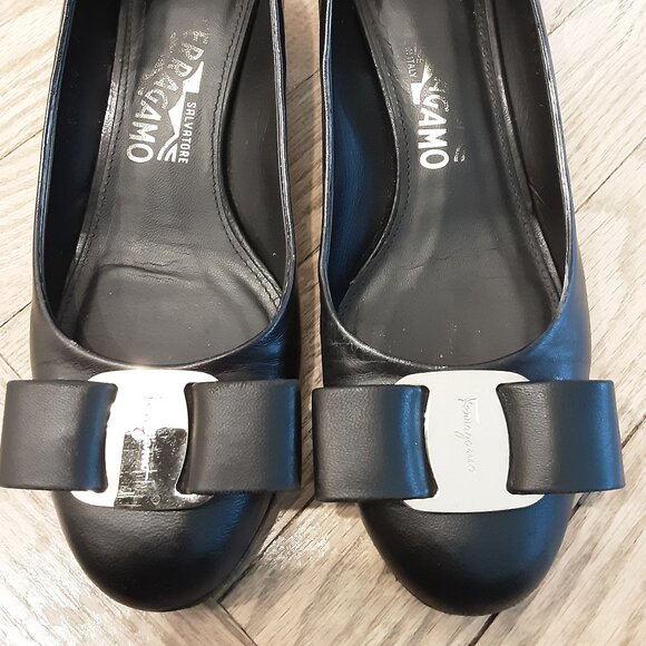 Salvatore Ferragamo pumps - Picture 3 of 3